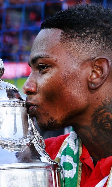 Eljero Elia forgot how to spell his club's name on a tattoo, but he's got it fixed now